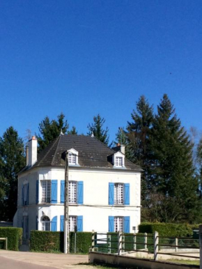 Hotels in Crain